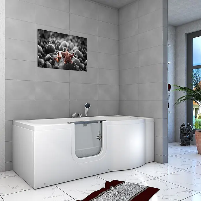 AcquaVapore Badewanne Fertigdusche S12-EH-L - 170 x 85 cm, Acryl, Weiß - Weiße begehbare Badewanne mit transparenter Glastür, in einem modernen Fliesenbad installiert.