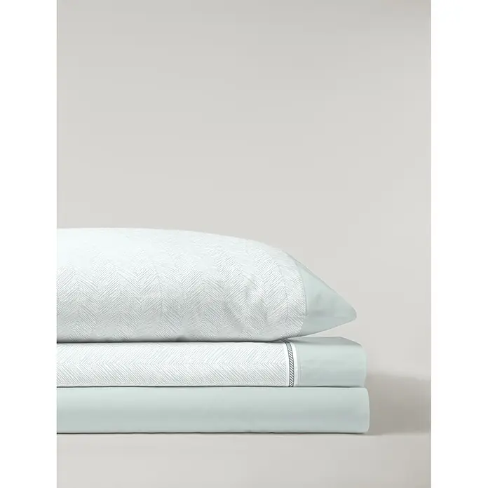 Juego de sábanas Pasata Bruno - L x An: 190 x 140 cm, 50 % Algodón - 50 % Poliéster, Menta, 3 pzs. - Juego de cama azul claro apilado: almohada estampada, sábana estampada y sábana lisa.
