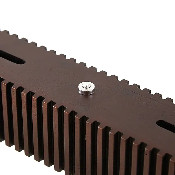 Lucande Pendelleuchte Emara - L x B x H: 115 x 10 x 5 cm, Holz dunkel, eiche dunkel, Schwarz, weiß - Dunkelbrauner, geriffelter holzähnlicher Organizer mit silbernem Knopfverschluss.