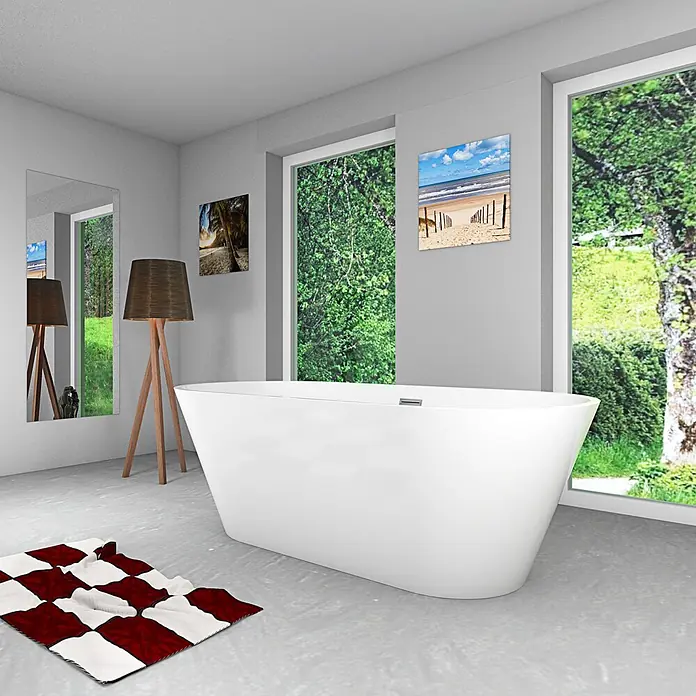 AcquaVapore Freistehende Badewanne Fertigdusche F01-170 - L x B: 170 x 80 cm, Acryl, Weiß - Weiße freistehende Badewanne in einem modernen Badezimmer mit großen Fenstern.