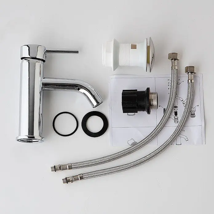 Kiamami Valentina Badewannenarmatur - Silber - Verchromtes Spültischarmaturen-Set mit geflochtenen Schläuchen, Ablaufgarnitur und Montageteilen.