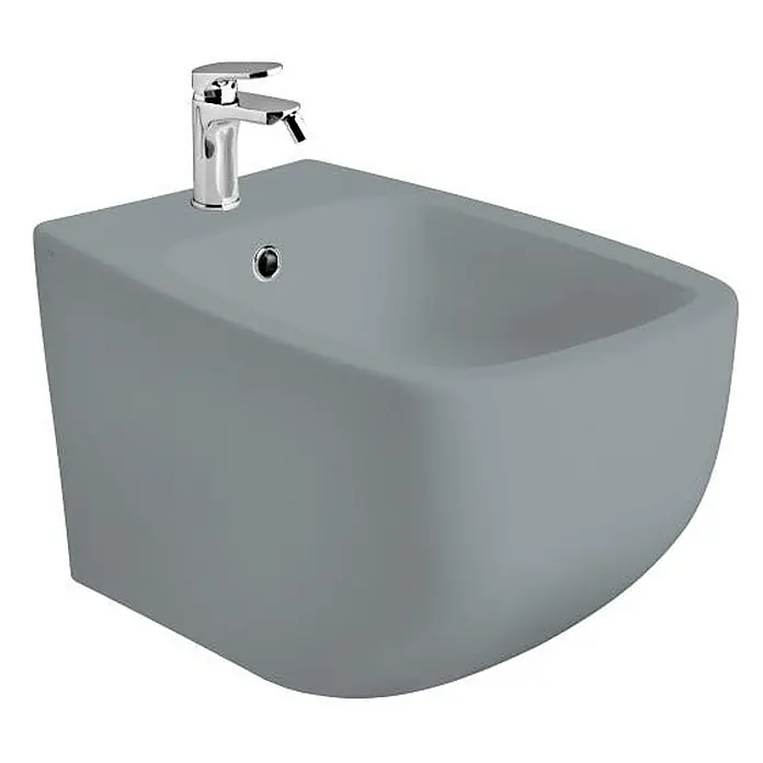 Kiamami Valentina Wand-WC-Kombination - Spülrandlos, WC Abgang: Senkrecht, Grau - Wandhängendes graues Keramik-Bidet mit Chromarmatur.
