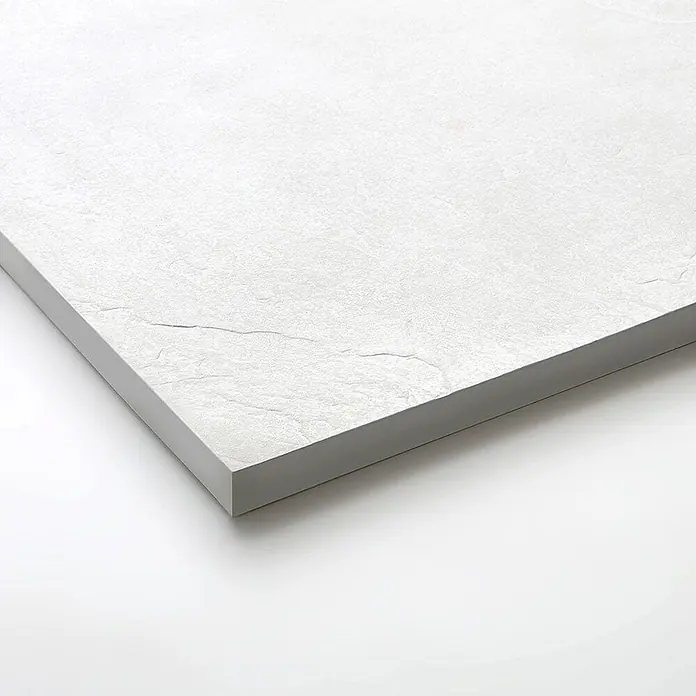 Kiamami Valentina Duschwanne - L x B: 70 x 70 cm, Verbundwerkstoff, Weiß - Texturierte weiße Stein- oder Keramikfliese mit grauem Rand.