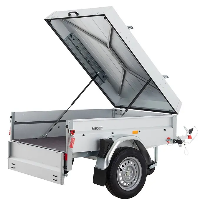 Stema Anhänger BASIC PLUS 550 - Nutzlast: 387 kg, Einachser, Kasteninnenmaß: 154 x 108 x 45 cm, Ungebremst - Silberner Anhänger mit offenem Deckel, gestützt von Gasfedern. Rückwand heruntergeklappt.