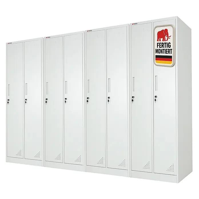 Proregal Spind Mega Deal 4x ELEPHANT 2 Abteil komplett montiert - Grau, Fertig montiert, Anzahl Fächer: 2 Stk. - Reihe weißer Metallspinde mit je zwei Fächern, Schlössern und Belüftung. Einer trägt einen „fertig montiert“-Aufkleber.