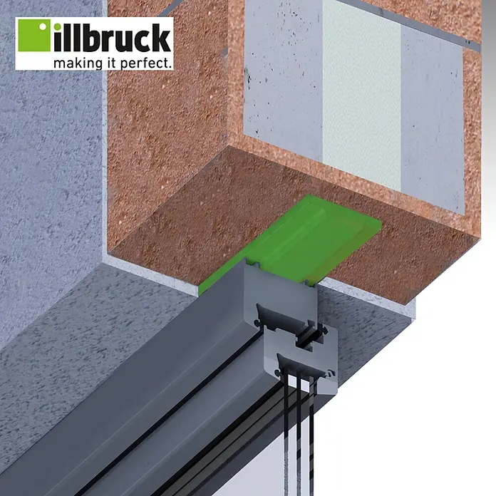 Illbruck Multifunktionsdichtungsband TP654 ML-Tech Pro - Fugenbreite: 6 mm - 15 mm, Fugentiefe: 58 mm, Länge: 6 m, Anthrazit, Passend für: Fenster- und Türenmontage - illbruck grünes Dichtprofil zwischen grauem Fensterrahmen und Mauerwerk zur Isolation.