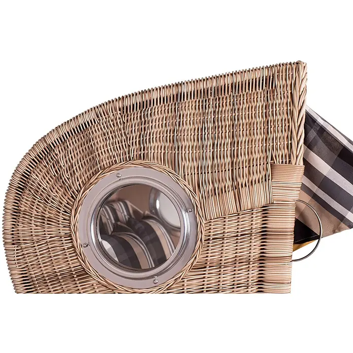 Mr. Deko Strandstuhl Strandkorb Düne Bullauge Teak PE Shell Dessin 583 - Teakholz. Polyrattan, Rückenlehne verstellbar, PE Shell, B x T x H: 125 x 80 x 170 cm - Beigefarbener Strandkorb aus Geflecht mit rundem, silbergerahmtem Spiegel.