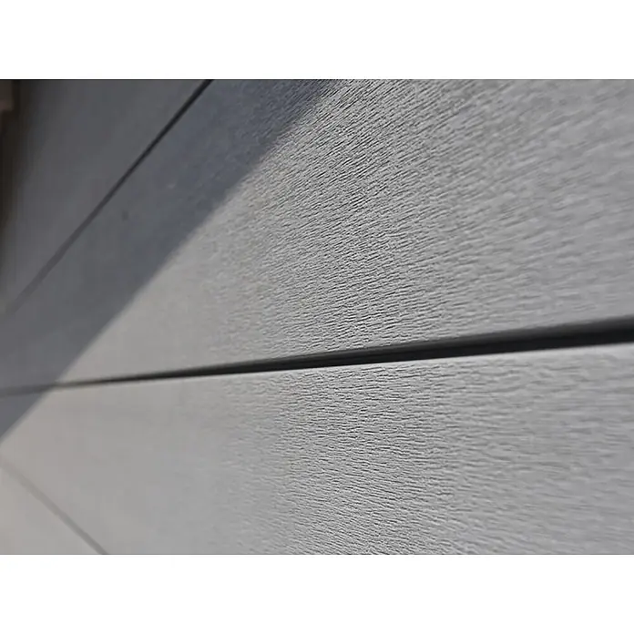 Fjordholz Gartenhaus Ligno White 8,4 m² - Außenmaß inkl. Dachüberstand (B x T): 290 x 290 cm, Aluminium, Grau / Weiß - Nahaufnahme grauer, texturierter Verbunddielen mit Fugen.