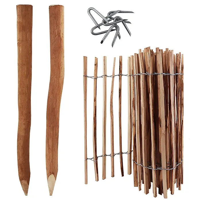 Aquagart Zaun-Set 5m 120cm 4 6cm 5 1,5m Komplett Set - 5 x 1,2 m, braun - Hölzerne Zaunpfähle, Zaunklammern und eine Rolle Kastanienzaun für Garten- oder Grenzinstallationen.
