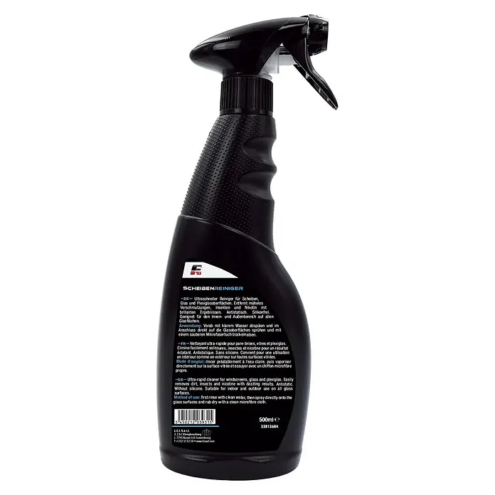 F18 Glasreiniger - 500 ml - Schwarze Kunststoff-Sprühflasche mit ergonomischem Griff und Sprühkopf, beschriftet als ultraschneller Reiniger für Scheiben und Glas.