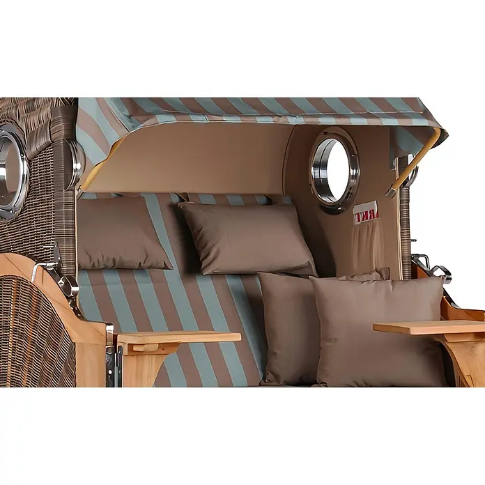 Mr. Deko Strandstuhl Strandkorb Düne Bullauge Teak PE Grey Dessin 520 - 1 Stk., Teakholz. Polyrattan, Rückenlehne verstellbar, PE Grey - Brauner Strandkorb aus Korbgeflecht mit hellem Holz, gestreiftem Interieur (braun/blau), braunen Kissen und Metall-Bullaugen.