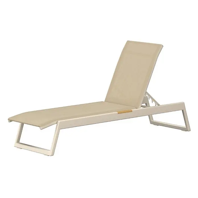 Ebuy24 Gartenliege New Mexico 2er-Set - Beige, Textil - Verstellbare beige Liege mit Sling-Gewebe, hellem Gestell und Armlehnendetail aus Holz.