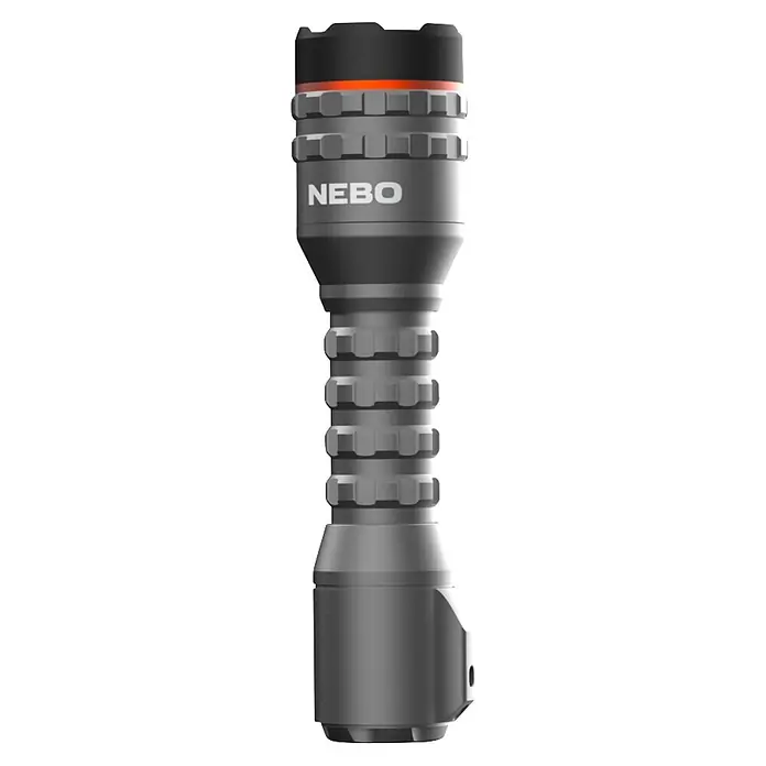 Nebo Tools Linterna Davinci 800 - 15 x 3 x 3 cm, 100 lm - 800 lm, IPX7 - Linterna metálica robusta gris y negra con agarre texturizado y un anillo naranja.