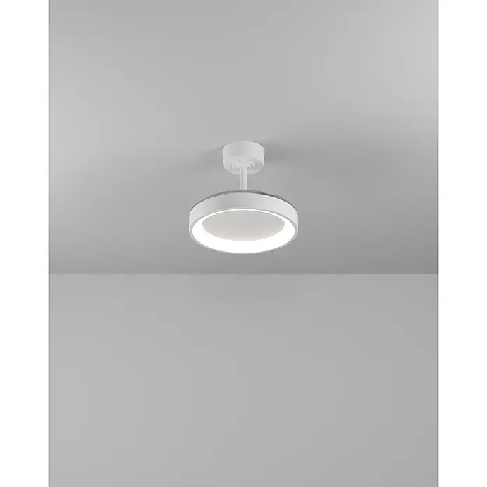 Eglo Deckenventilator Torreya - Weiß, 77 cm - Weißer Deckenventilator mit transparenten Blättern und integrierter runder LED-Beleuchtung, an einer Deckenstange montiert.