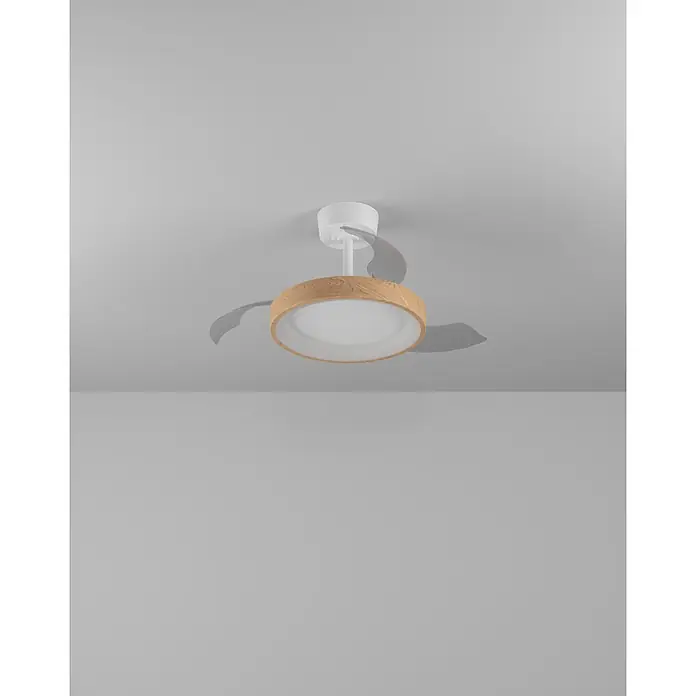 Eglo Deckenventilator Torreya - Weiß, Eiche, 77 cm - Weißer Deckenventilator mit Leuchte, heller Holzverkleidung und grauen Flügeln.