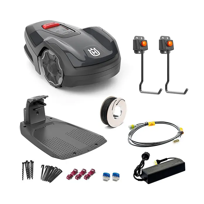 Husqvarna Mähroboter Aspire R4 - 400 m², Schnittbreite: 16 cm, Sensorgestützte Navigation, Begrenzungskabel - Dunkelgrauer Mähroboter mit Ladestation, Begrenzungskabel, Netzteil und Installationszubehör.