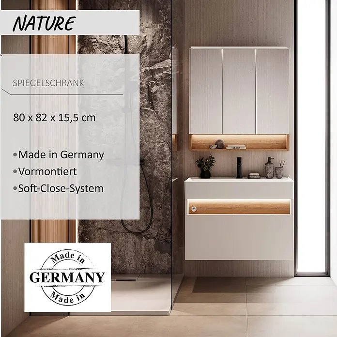Camargue LED-Spiegelschrank - B x H: 80 x 82 cm, Mit Beleuchtung - Moderner weißer Spiegelschrank mit drei Türen und integrierter Beleuchtung, über einem passenden Badunterschrank in einem modernen Bad.
