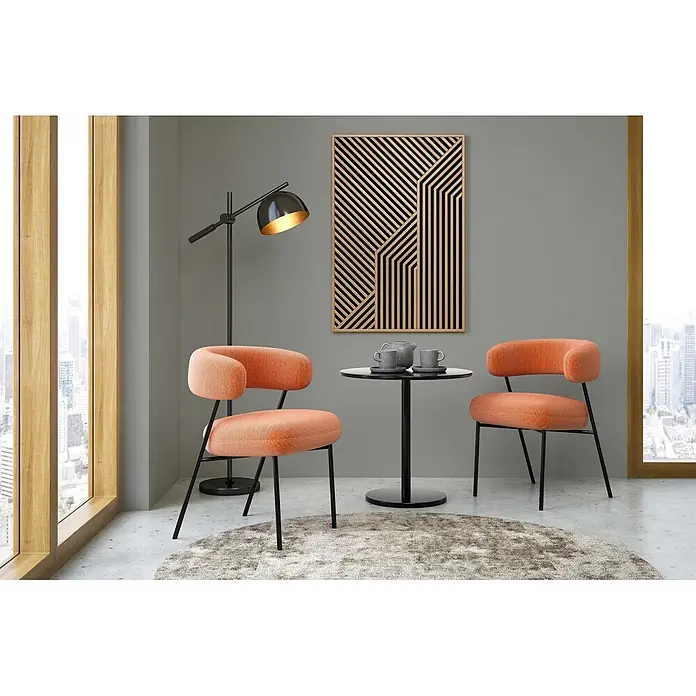 Livingwalls Wandfarbe Grau Cool Grey DD125745 5l - Grau, Matt, 5 l - Zwei moderne orange gepolsterte Stühle mit schwarzen Beinen um einen kleinen schwarzen Rundtisch mit Teekanne und Tassen.