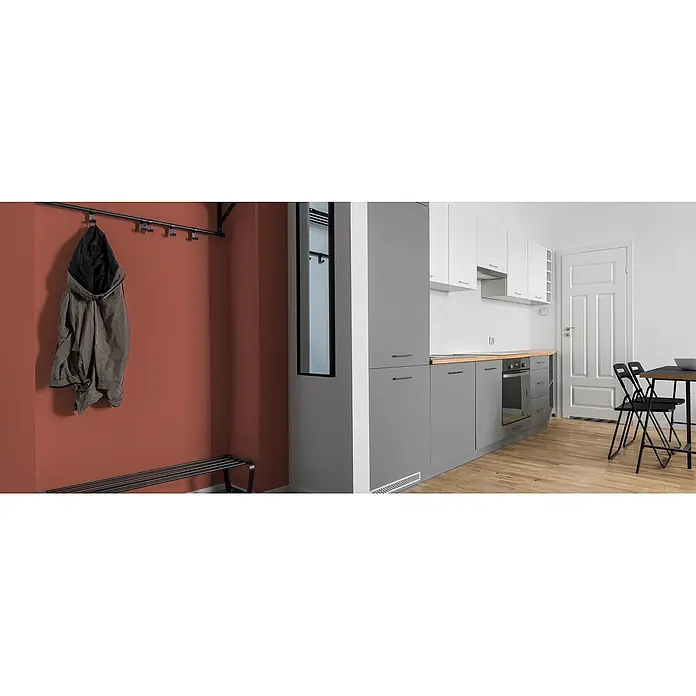 Livingwalls Wandfarbe Rot Dusty Orange DD126162 5l - Rot, Matt, 5 l - Schwarze Garderobenstange und Schuhregal aus Metall im Eingangsbereich mit Jacke, angrenzend an moderne Küche.