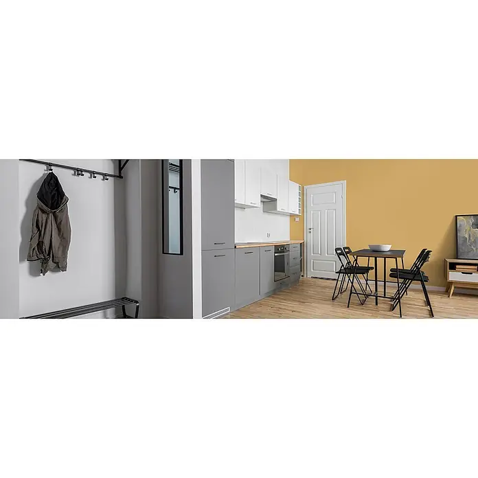 Livingwalls Wandfarbe Gelb Sunny Yellow DD126107 2,5l - Gelb, Matt, 2,5 l - Kompakter Wohnraum mit grau-weißer Küche, schwarzem Garderobenständer und kleiner Essecke.