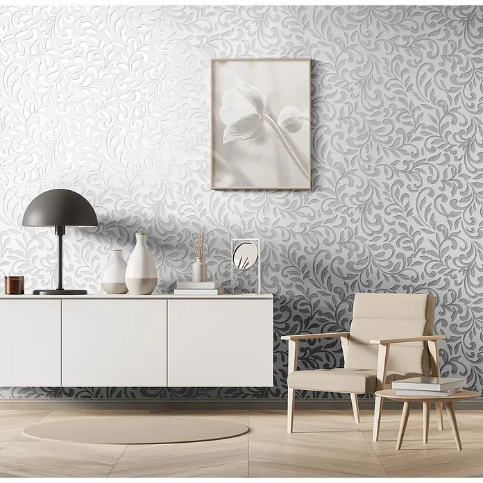 Livingwalls Vliestapete Grafisch, hellgrau, pearl - 10.050 x 530 mm - Hellgraue Tapete mit einem kunstvollen weißen Blumenmuster in einem modernen Wohnzimmer.