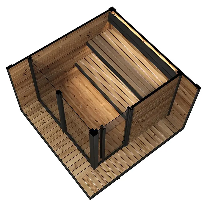 Weka Saunahaus Viira 2 - L x B x H: 229 x 229 x 234,9 cm, Natur, Ohne Ofen - Isometrische Ansicht eines Sauna-Innenraums aus Holz mit mehrstufigen Bänken und schwarz gerahmten Glaswänden.