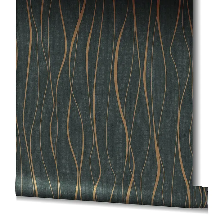 Livingwalls Vliestapete Welle, schwarz-gold -  - Texturierte petrolfarbene Tapetenrolle mit wellenförmigen metallischen Goldstreifen, teilweise abgerollt.