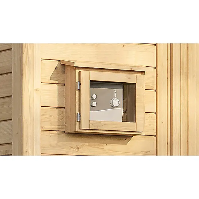 Weka Saunahaus Kaapi 1 - L x B x H: 138 x 224 x 215 cm, Natur, Mit 9 kW Ofen mit externer digitaler Steuerung - Helle Holz-Einbaukasten mit grauem Bedienfeld, Knöpfen und Drehregler, in Holzwand installiert.