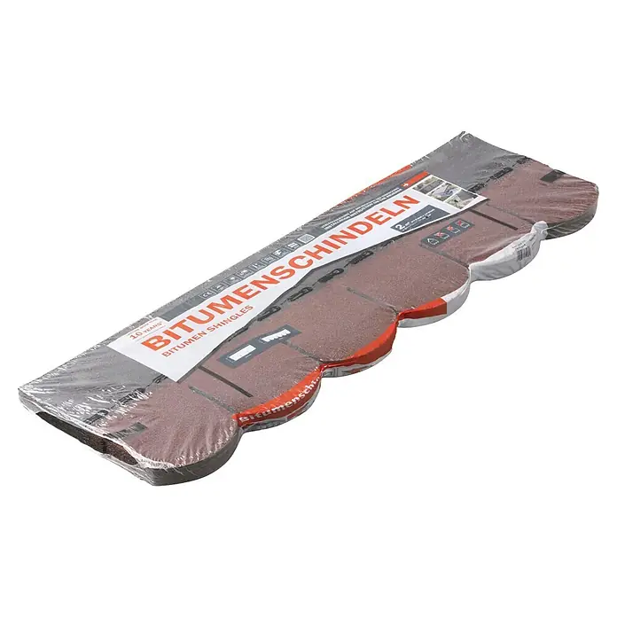Bitumenschindel - Rot, Anwendungsfläche: 2 m², Bitumen - Eine Packung brauner Bitumenschindeln mit gewelltem Rand, in Klarsichtfolie verpackt.