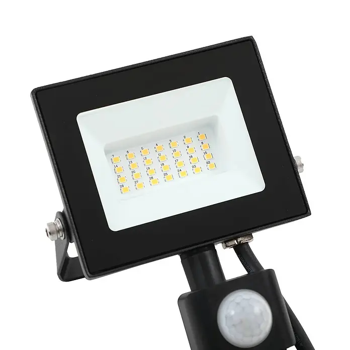 Prios Außenwandleuchte Maikel - 7,1 x 10,8 x 14,5 cm, schwarz, schwarz, IP44 - Schwarzer LED-Flutlichtstrahler mit gelb-weißen LEDs und integriertem Bewegungssensor.