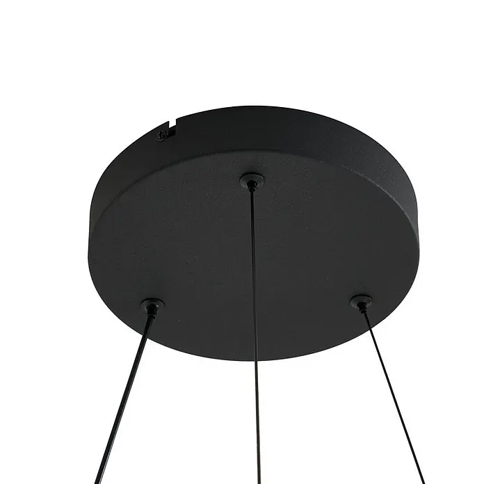 Lucande Pendelleuchte Daelor - schwarz, Schwarz, holzfarben - Schwarze, strukturierte Deckenrosette aus Metall mit drei Aufhängedrähten.
