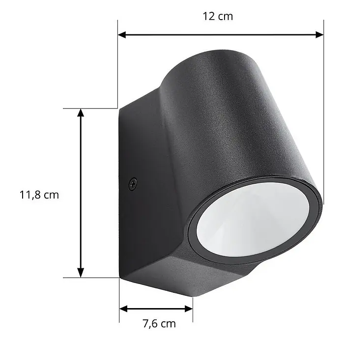 Lindby Außenwandleuchte Illuvia - schwarz, schwarz, IP44 - Schwarze Außenwandleuchte mit nach unten gerichtetem Lichtstrahl, 12 cm breit, 11,8 cm hoch und 7,6 cm tief.