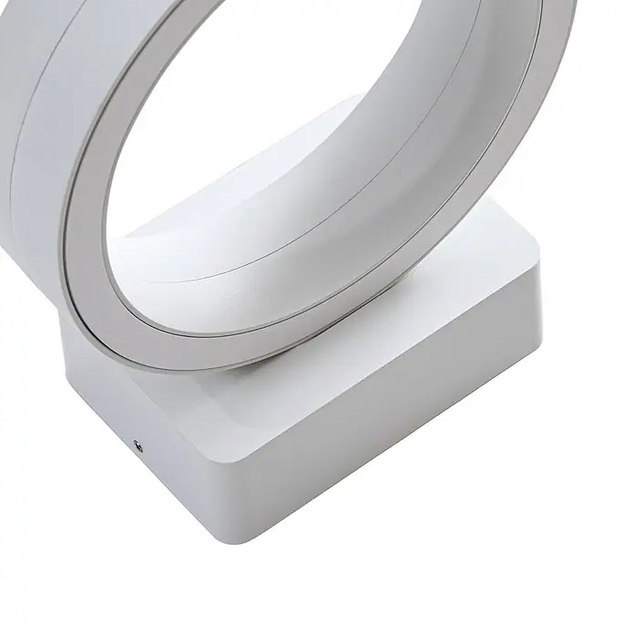 Lindby Außenwandleuchte Selviro - 24,3 x 20 x 10 cm, weiß / opal, weiß / opal, IP65 - Moderne weiße LED-Ringlampe mit rechteckigem Sockel.