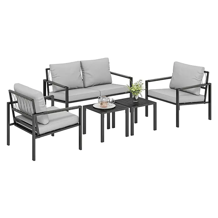 Outsunny Loungemöbel-Set - Hellgrau - Outdoor-Loungeset mit dunkelgrauem Metallrahmen, hellgrauen Kissen und Seildetails. Bestehend aus 2er-Sofa, 2 Sesseln und 2 quadratischen Tischen.