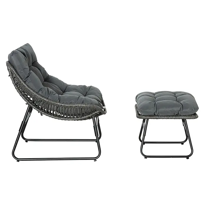 Outsunny Loungemöbel-Set - PE-Rattan - Dunkelgrauer Rattan-Loungesessel mit passendem Hocker und Kissen auf schwarzem Metallgestell.
