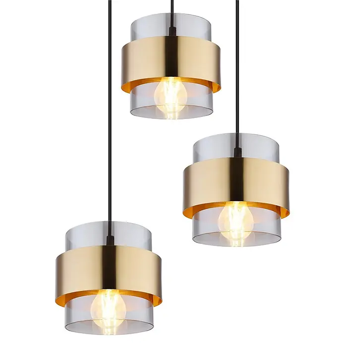 Globo Pendelleuchte Milley - 60 W, Gold, Schwarz, E27 - Drei moderne Pendelleuchten mit klaren Glasschirmen, goldenen Metallbändern und beleuchteten warmen LED-Lampen an schwarzen Kabeln.