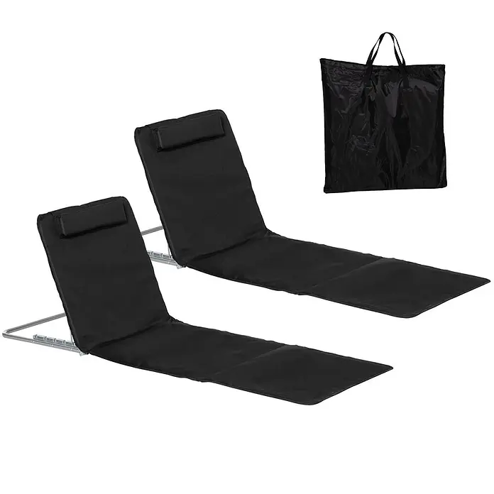 Outsunny Gartenliegen-Set - B x T: 48 x 134 cm, Schwarz, Stahl, Klappbar - Zwei schwarze, tragbare Strandmatten mit verstellbaren Rückenlehnen und einer schwarzen Tragetasche.