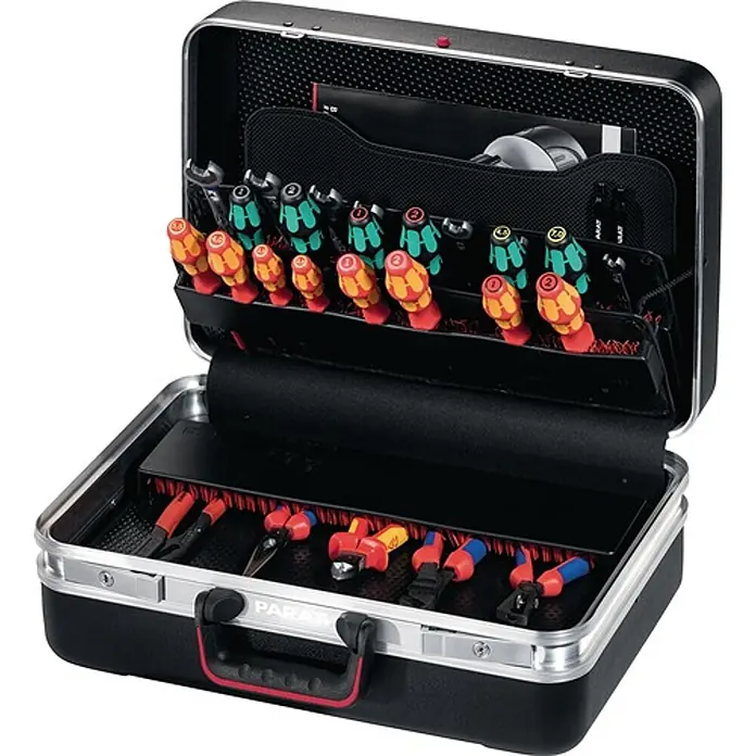 Parat Werkzeugkoffer CLASSIC Plus CP-7 -  - Geöffneter schwarzer Werkzeugkoffer mit silbernem Rahmen, rotem Griff, gefüllt mit Schraubendrehern, Schraubenschlüsseln und Zangen mit bunten Griffen.