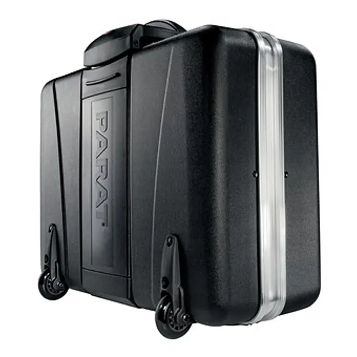 Parat Werkzeugkoffer CLASSIC KingSize Plus Roll – X -  - Schwarzer Hartschalen-Rollkoffer mit geprägtem 'PARAT'-Logo und silbernem Zierstreifen.