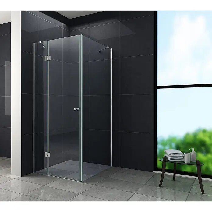 Glasdeals Eckdusche NOVUM 80 x 80 x 180 cm - 80 x 80 x 180 cm, Beschichtet, Chrom, Stärke: 8 mm - Duschkabine aus Klarglas mit Chrombeschlägen in einem modernen gefliesten Badezimmer mit großem Fenster.