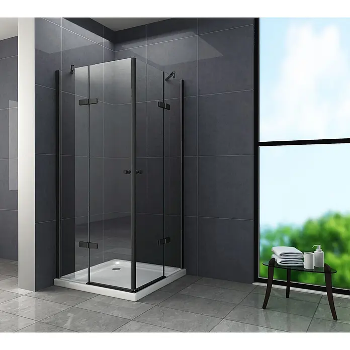 Glasdeals Eckdusche CORNO (schwarz) 80 x 80 x 195 cm - 80 x 80 x 195 cm, Beschichtet, Chrom, Stärke: 8 mm - Eine moderne Duschkabine mit schwarzem Rahmen, klaren Glasscheiben und weißer Duschwanne in einem dunkelgrau gefliesten Badezimmer.