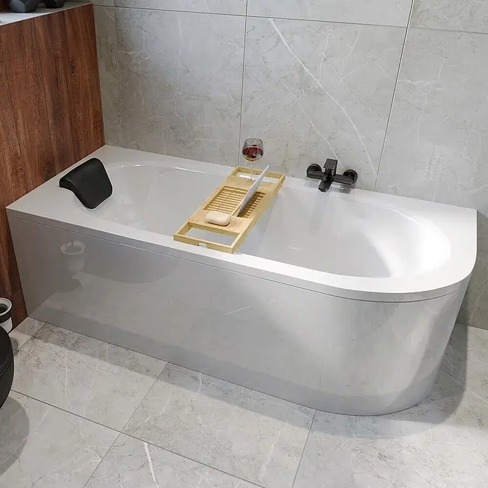 Bad Land Eckbadewanne - L x B: 150 x 75 cm, Sanitäracryl, Weiß - Weiße Badewanne mit gebogener Front in modernem Bad, ausgestattet mit Badewannenablage und Kissen zur Entspannung.