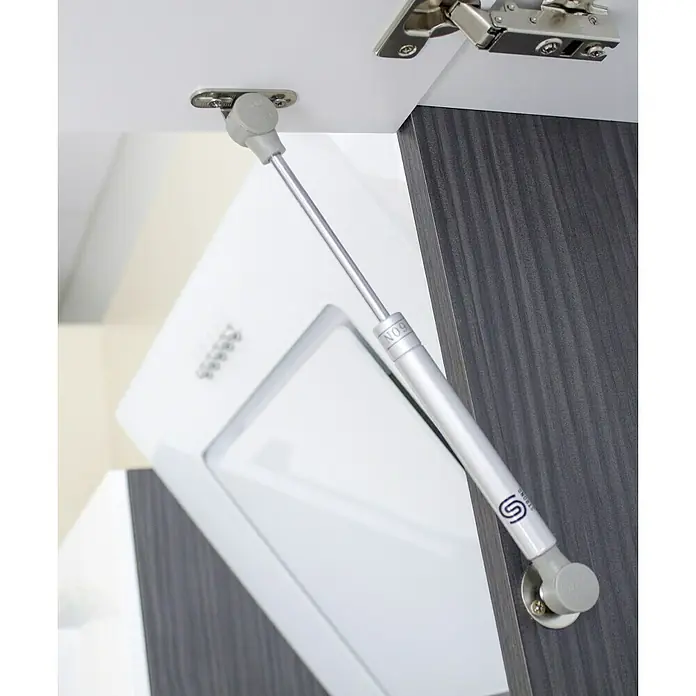 Respekta Premium Küchenzeile RP310EGCBO - Breite: 310 cm, Grau, Mit Elektrogeräten - Bild einer Möbeltür mit einem eingebauten Gasdruckdämpfer, der für ein sanftes Schließen sorgt.