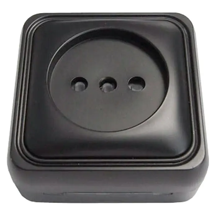 Fontini BF-18 Enchufe - Grafito, Plástico, Instalar - Primer plano de una toma de corriente negra con tres orificios, ideal para uso en interiores y para alimentar dispositivos.