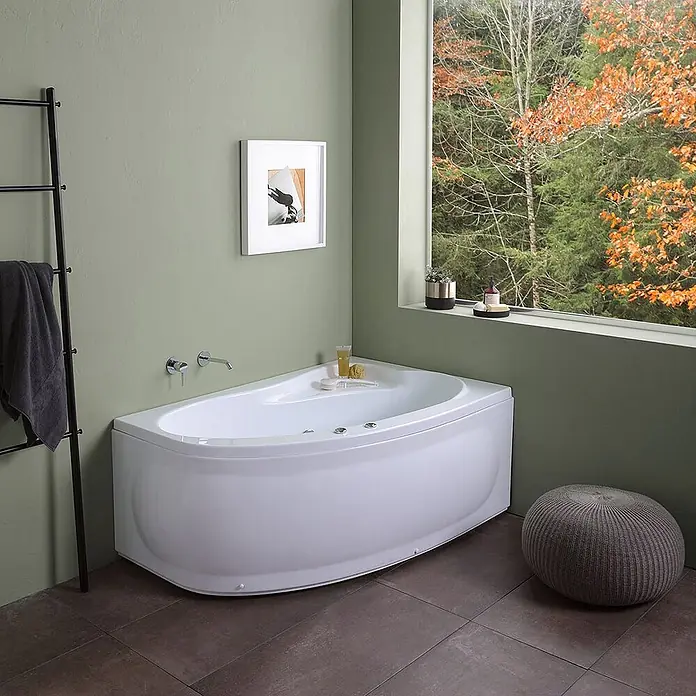 Kiamami Valentina Badewanne - 1.500 x 1.000 cm, ABS-Kunststoff und Acryl, Weiß - Weißer Eck-Whirlpool mit Düsen in einem modernen Badezimmer.