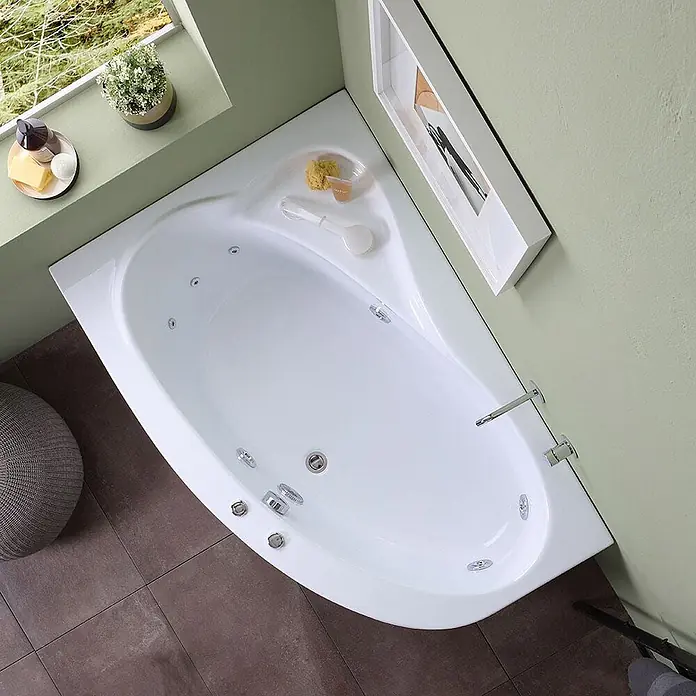 Kiamami Valentina Badewanne - 1.500 x 1.000 cm, ABS-Kunststoff und Acryl, Weiß - Weißer Eck-Whirlpool mit Düsen und Wasserhahn, mit integrierter Ablagefläche.