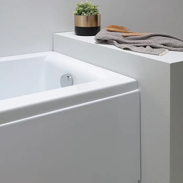Kiamami Valentina Badewanne - 1.700 x 750 cm, Abs e Acrilico, Weiß - Weiße Badewanne mit Chrom-Überlauf.