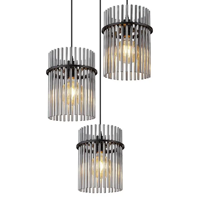 Globo Pendelleuchte Gorley - L x B x H: 800 x 200 x 1.400 mm - Drei moderne Pendelleuchten mit vertikalen klaren Glasstäben, die zylindrische Schirme bilden, und glühenden Glühbirnen, an dunklen Kabeln hängend.