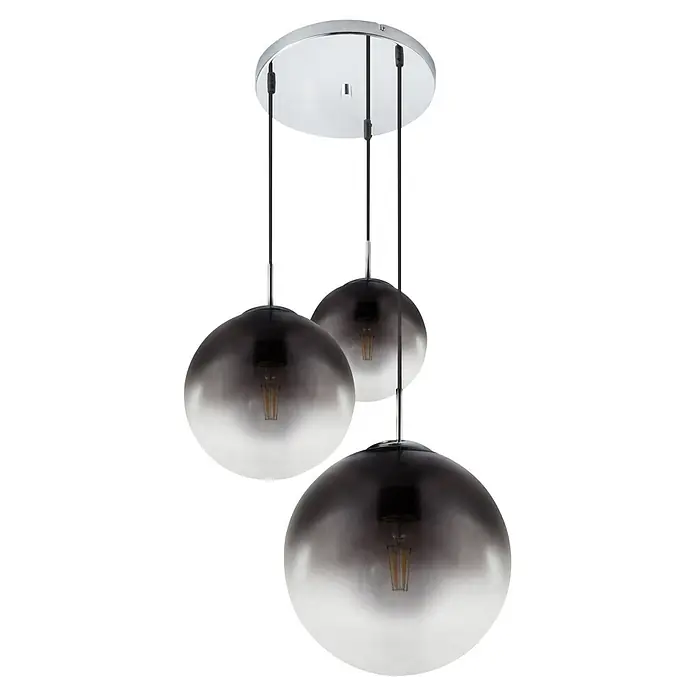 Globo Pendelleuchte Varus - 40 W, Ø x H: 51 x 120 cm, E27 - Dreifache Pendelleuchte mit Chrombasis, schwarzen Kabeln und drei kugelförmigen Rauchglas-Schirmen mit Weißverlauf, jeweils mit sichtbarer LED-Fadenlampe.