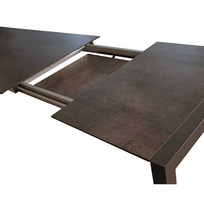 Garden Pleasure Gartenmöbel-Set Sophia - 9 -tlg., Aluminium, Polywood, Grau/Schwarz - Dunkelbraun/grauer ausziehbarer Tisch, teilweise geöffnet, mit Auszugsmechanismus und Verlängerungsplatte.